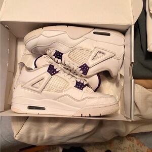 Jordan Sneakers White and Purple